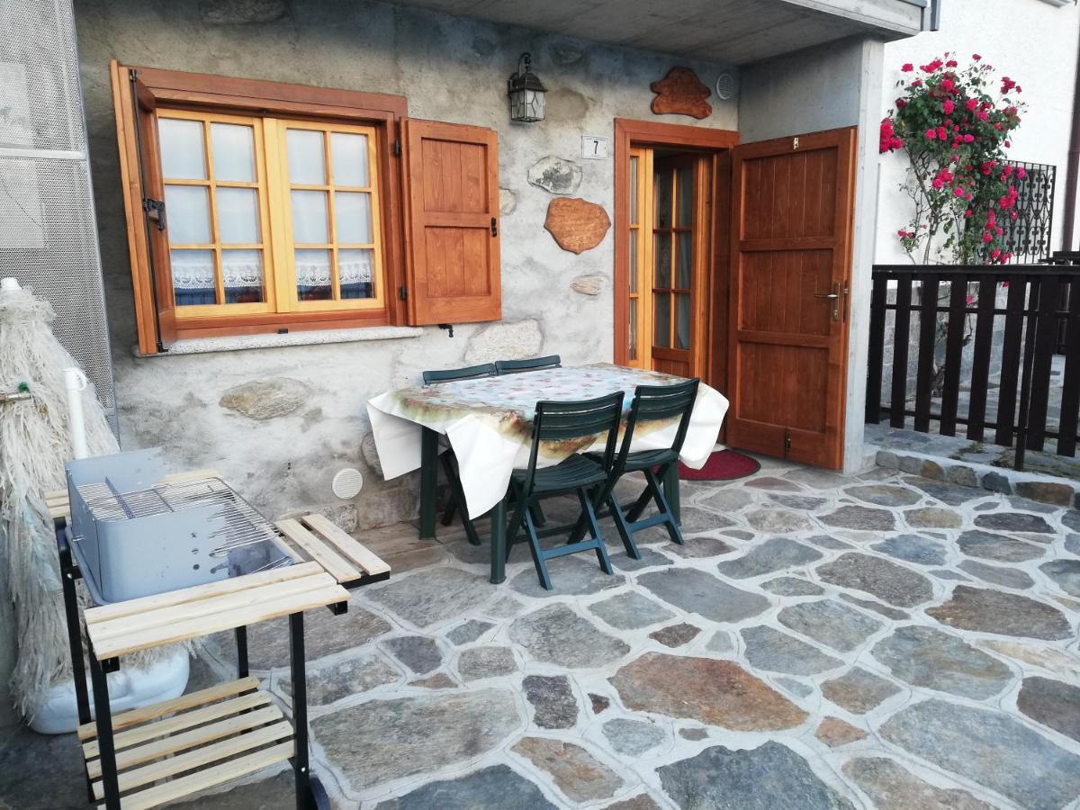 Bugiallo Casa Anna - Montemezzoヴィラ エクステリア 写真